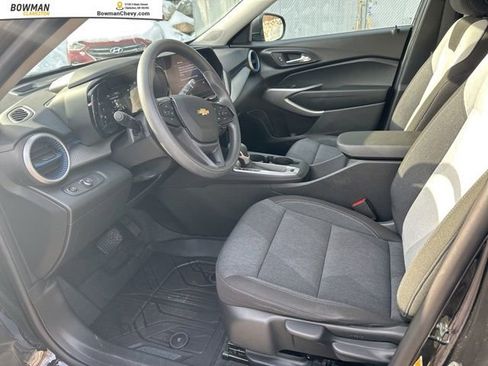 Used 2024 Chevrolet Trax LS w/ Driver Confidence Package image 11
