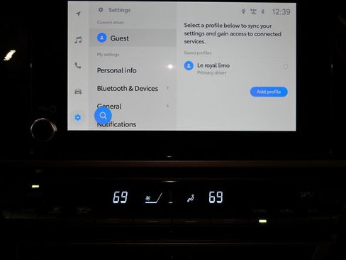 Used 2026 Toyota Camry SE image 19