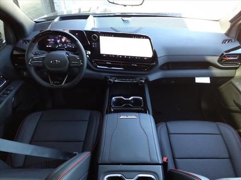 New 2024 Chevrolet Silverado EV RST AWD/4WD image 7