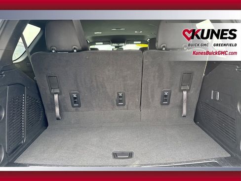 Used 2024 GMC Yukon SLT image 41