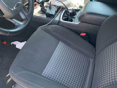 Used 2023 Dodge Charger SXT RWD image 12
