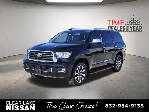 Used 2020 Toyota Sequoia Limited w/ Safety & Convenience Package RWD image 3