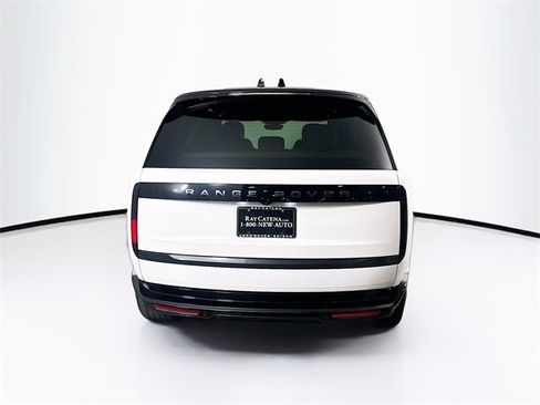 New 2025 Land Rover Range Rover SE image 6