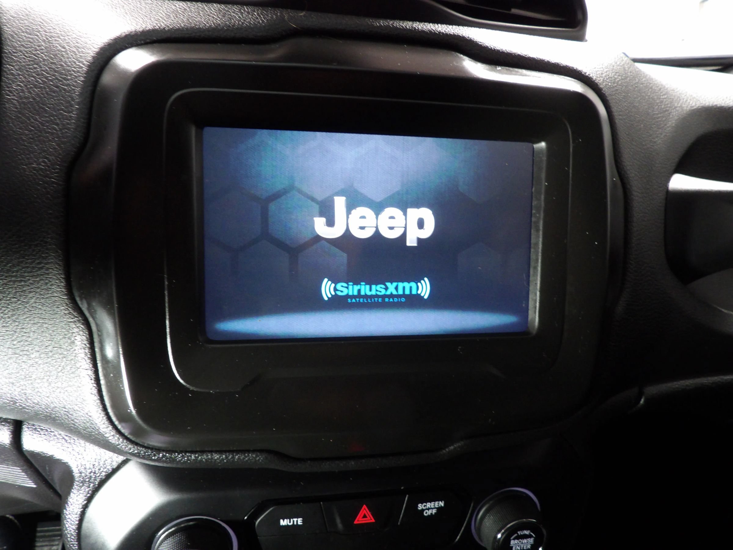 Used 2018 Jeep Renegade Sport w/ Power & Air Group AWD/4WD image 8