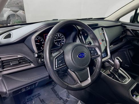 Used 2025 Subaru Outback Limited XT AWD/4WD image 9