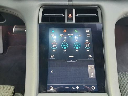 Used 2024 Porsche Taycan GTS image 35