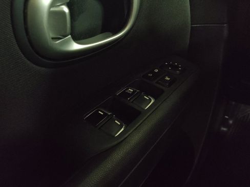 Used 2018 Kia Soul FWD image 27
