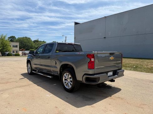 Used 2021 Chevrolet Silverado 1500 Custom w/ Safety Confidence Package AWD/4WD image 5