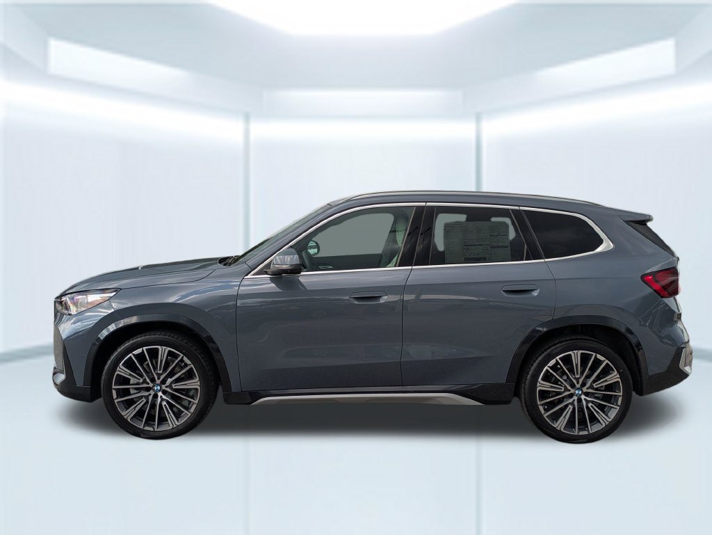 New 2027 BMW X1 xDrive28i AWD/4WD image 2