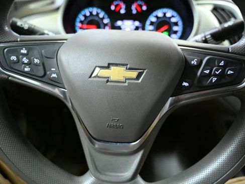 Used 2024 Chevrolet Malibu LT image 38