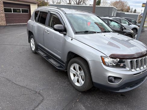 Used 2014 Jeep Compass Sport w/ Power Value Group image 6