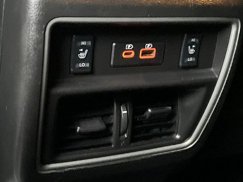 Used 2019 Nissan Murano Platinum w/ Cargo Package image 15