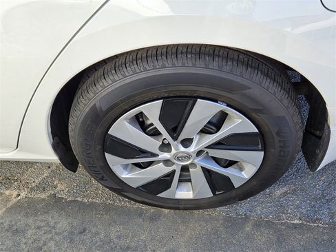 Used 2025 Nissan Altima 2.5 S image 8