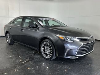 Used 2016 Toyota Avalon Limited video 2