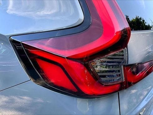 Used 2025 Honda CR-V LX image 26