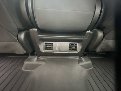 Used 2024 Chevrolet Silverado 2500 Custom w/ Custom Value Package image 19