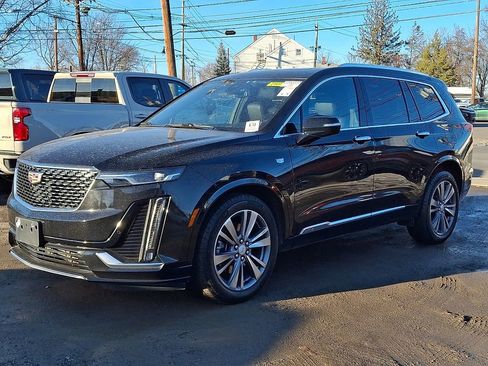 Used 2024 Cadillac XT6 Premium Luxury w/ LPO, Floor Liner Package image 3