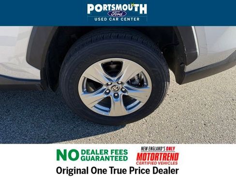 Used 2024 Toyota RAV4 XLE image 21