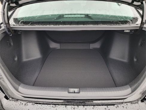 Used 2023 Honda Accord LX image 2