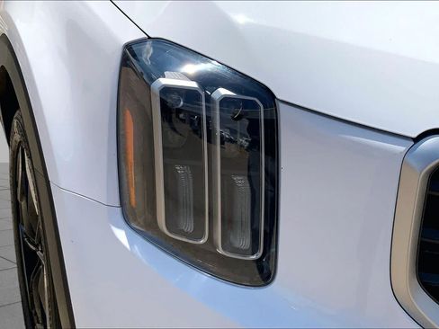 Certified 2023 Kia Telluride S w/ S Sunroof Package FWD image 35