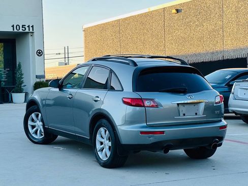 Used 2004 INFINITI FX35 Base Rwd 4dr SUV w/ Technology Pkg image 9