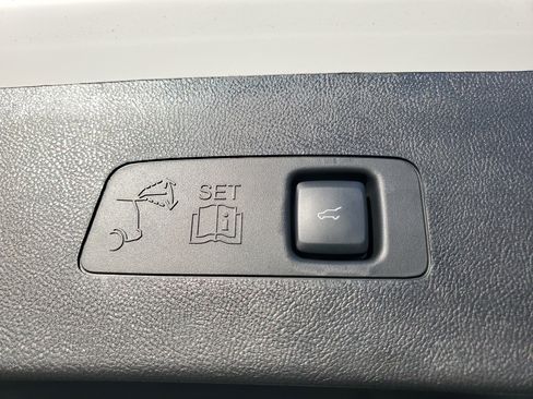 New 2026 Lincoln Corsair Reserve w/ Jet Appearance Package image 30