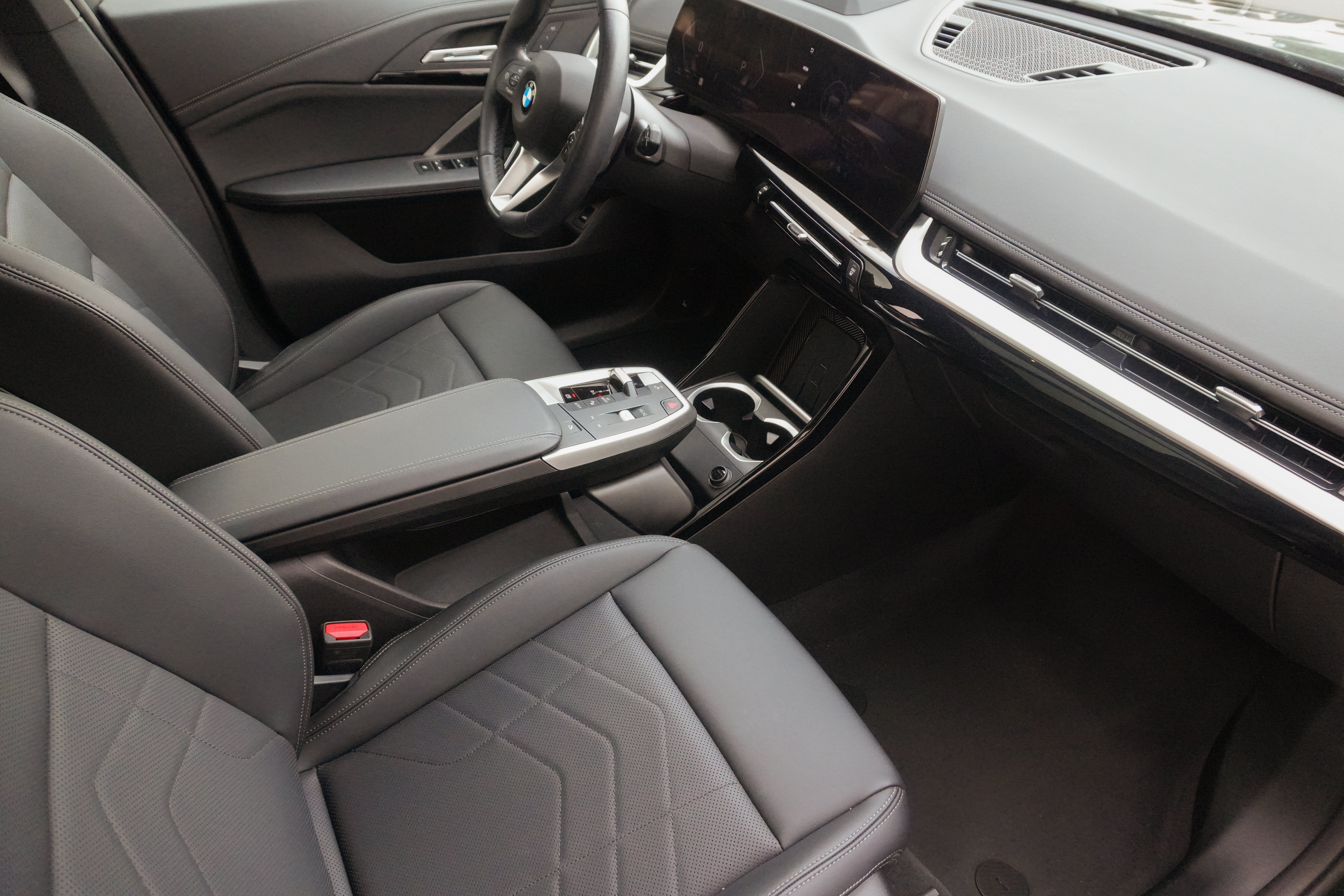 Certified 2025 BMW X1 xDrive28i AWD/4WD image 13