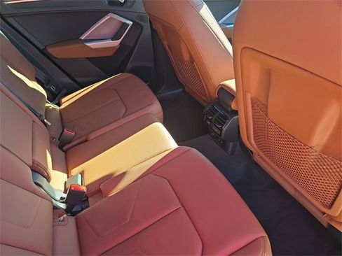 Certified 2025 Audi Q3 2.0T Premium image 11