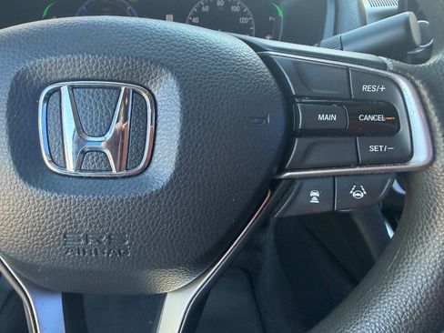 Used 2019 Honda Accord Hybrid image 17