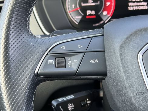 Used 2023 Audi SQ5 Premium Plus w/ Premium Plus Package image 30