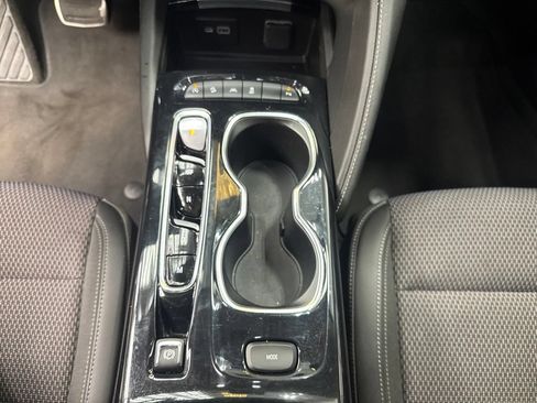 Used 2023 Buick Envision Preferred w/ Sport Touring Package AWD/4WD image 25