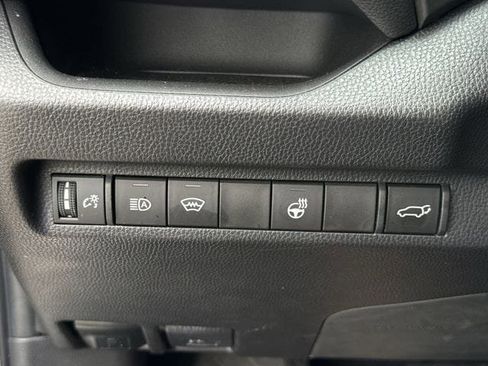 Used 2023 Toyota RAV4 XLE Premium image 26