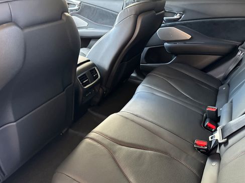 Used 2025 Acura RDX A-Spec image 9