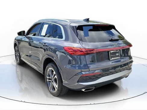 Certified 2025 Audi Q5 Premium Plus w/ Premium Plus image 3