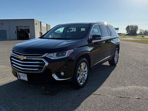 Used 2021 Chevrolet Traverse High Country w/ LPO, Floor Liner Package image 1