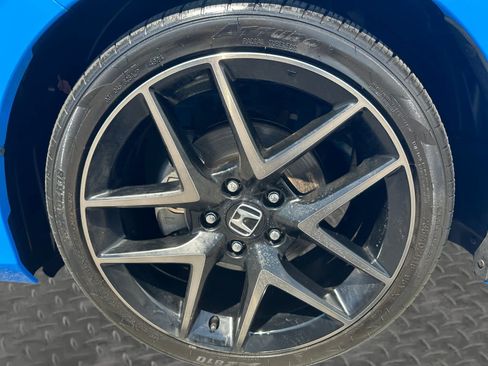 Used 2022 Honda Civic Sport Touring image 9