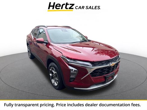 Used 2025 Chevrolet Trax LT w/ LT Convenience Package FWD image 1