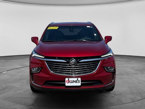 Used 2024 Buick Enclave Premium AWD/4WD image 2
