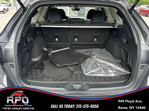 Used 2024 Subaru Outback Onyx Edition XT AWD/4WD image 32