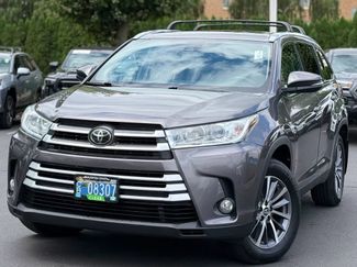 Used 2019 Toyota Highlander XLE AWD/4WD 360° Tour