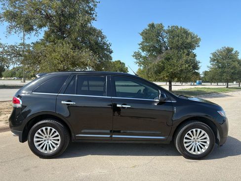 Used 2015 Lincoln MKX FWD image 47