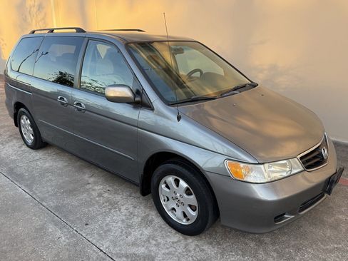 Used 2002 Honda Odyssey EX image 1