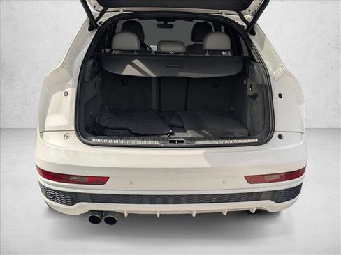 Used 2018 Audi Q3 2.0T Premium Plus w/ Premium Plus Package image 6