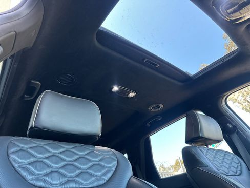 Used 2022 Hyundai Palisade Calligraphy w/ Cargo Package image 16