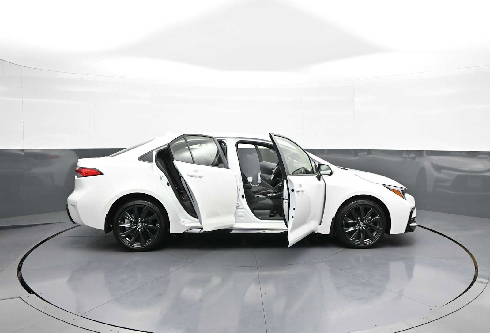 Certified 2026 Toyota Corolla SE FWD image 41