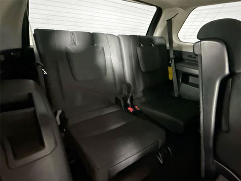 Used 2019 Toyota 4Runner SR5 AWD/4WD image 36