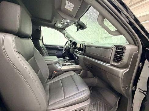 Certified 2024 Chevrolet Silverado 1500 LTZ image 29