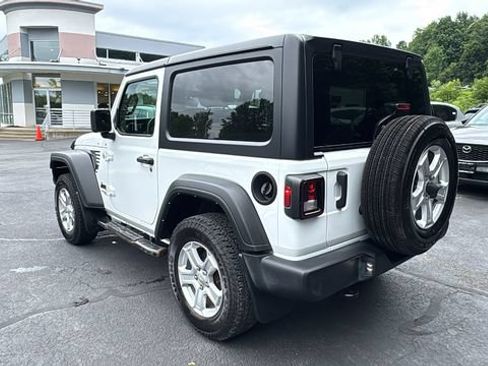Used 2021 Jeep Wrangler Sport AWD/4WD image 7