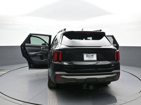 Certified 2025 Kia Sorento SX Prestige image 49
