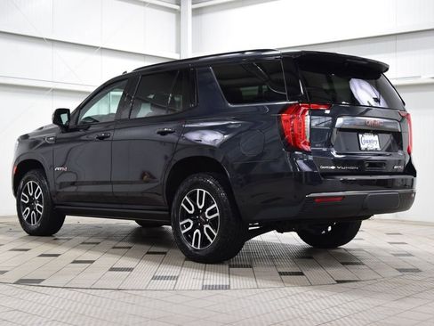 Used 2024 GMC Yukon AT4 w/ AT4 Premium Package AWD/4WD image 6